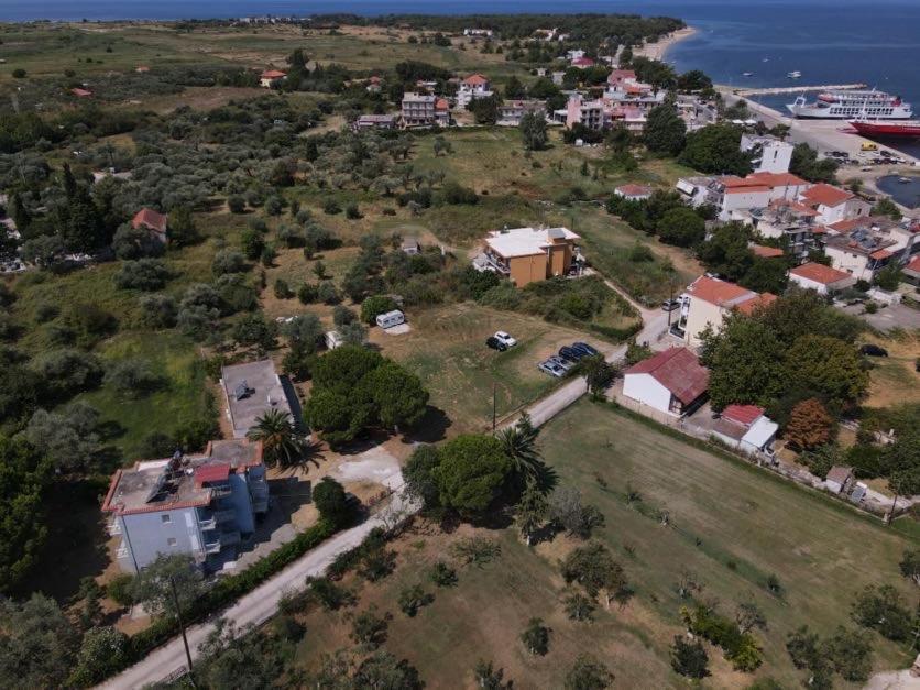 Pension Lakis Prinos  Exterior photo